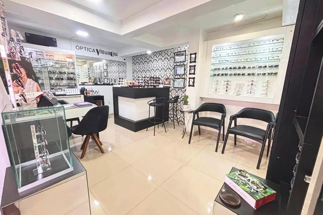 Interior da Óptica Visualisi